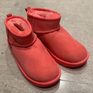 Brand new Uggs kids Classic